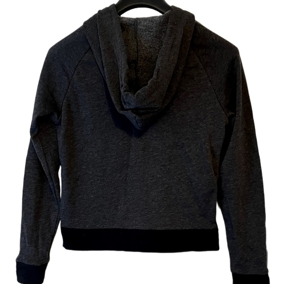 Pink Victoria Secret zip up hoodie BNWT - Picture 3 of 3